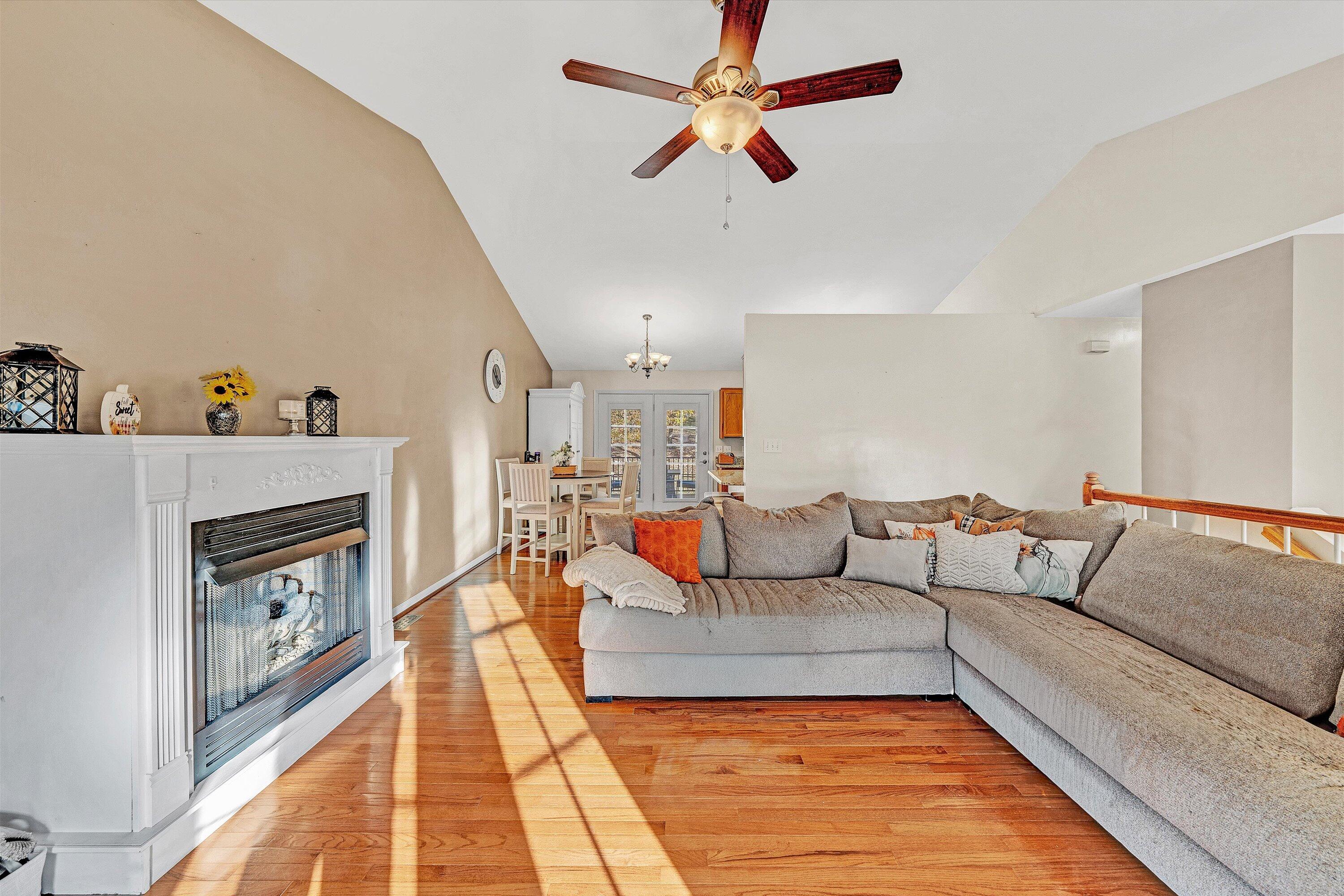 826 Coyner Springs RD