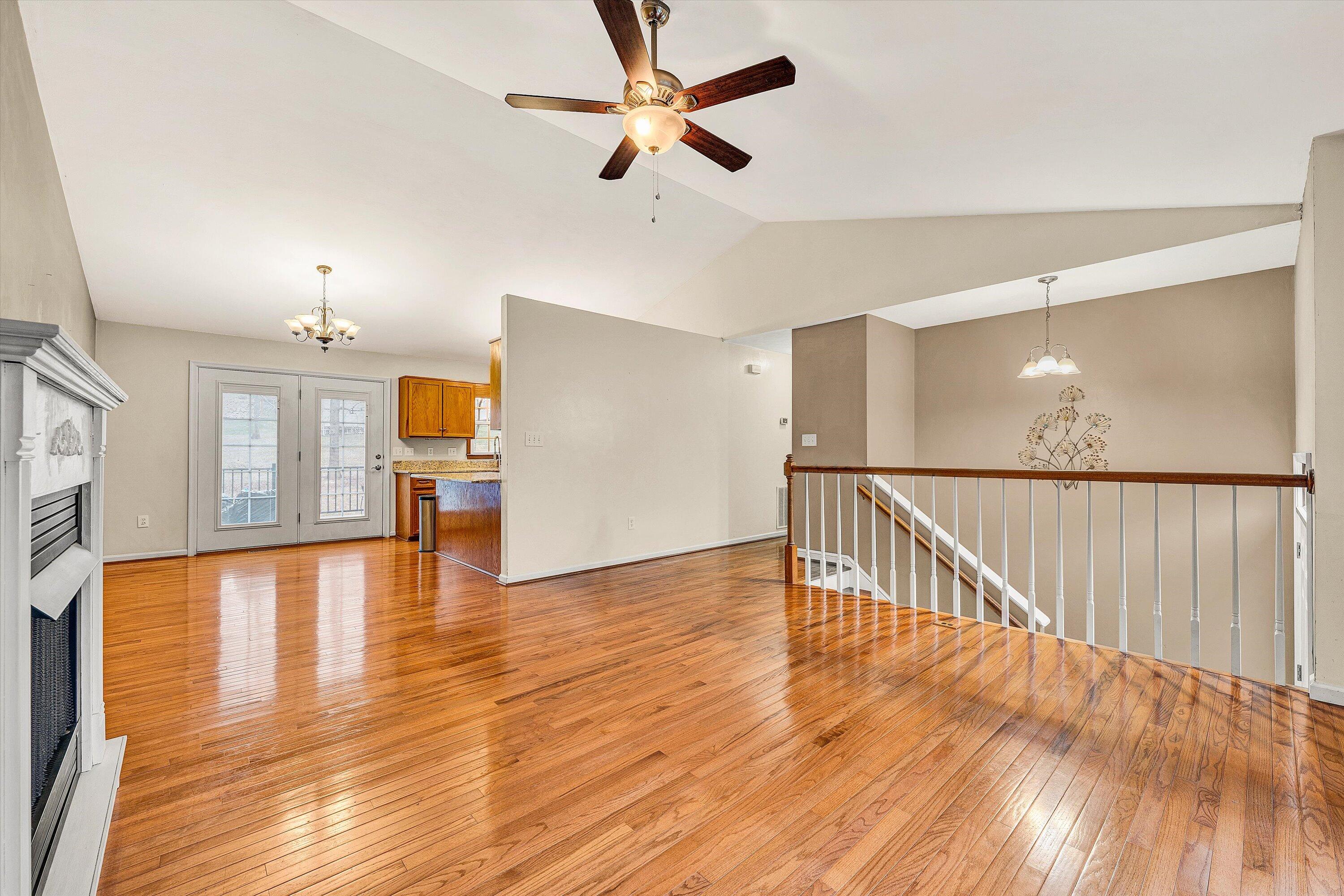 826 Coyner Springs RD