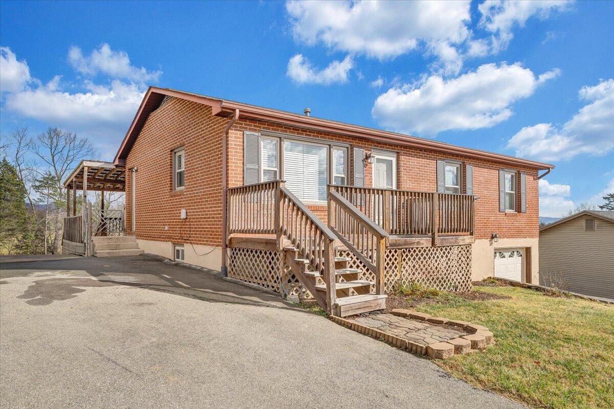 2955 Emissary DR