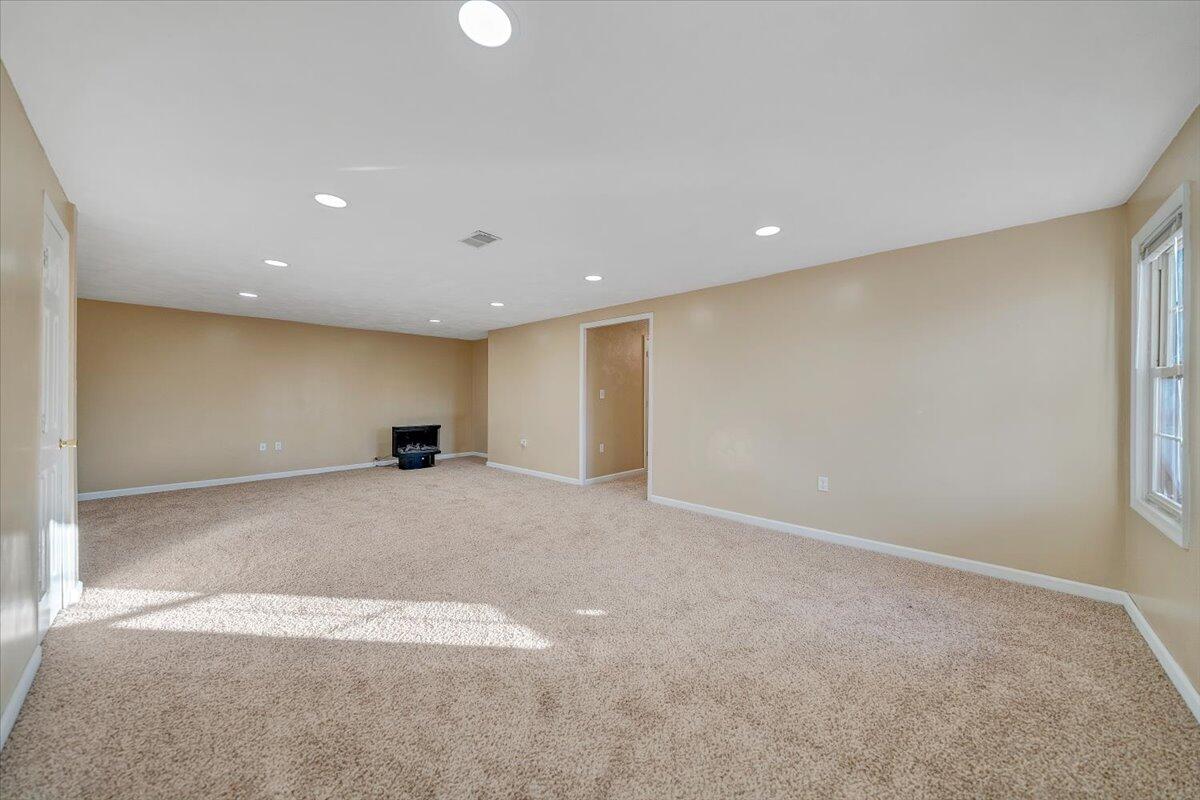 4902 Old Mountain RD NE