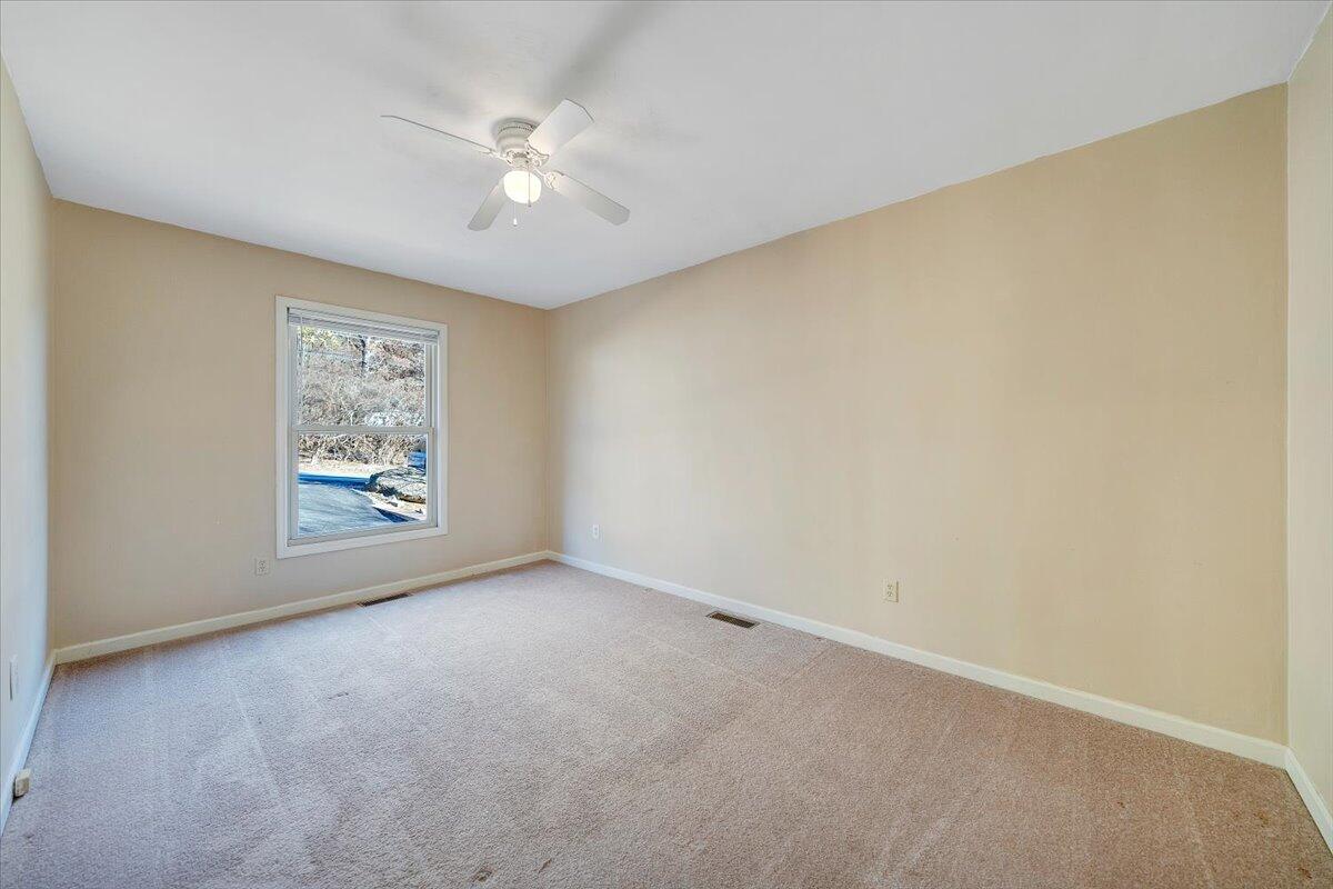 4902 Old Mountain RD NE