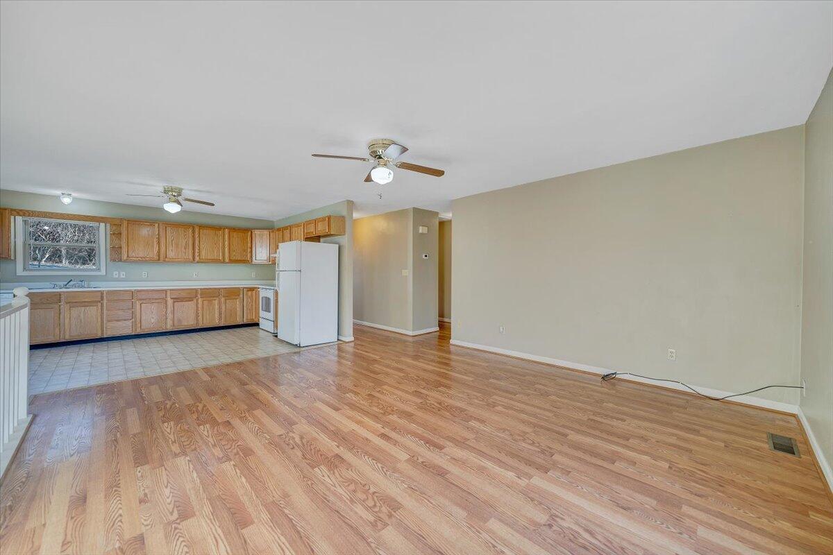 4902 Old Mountain RD NE