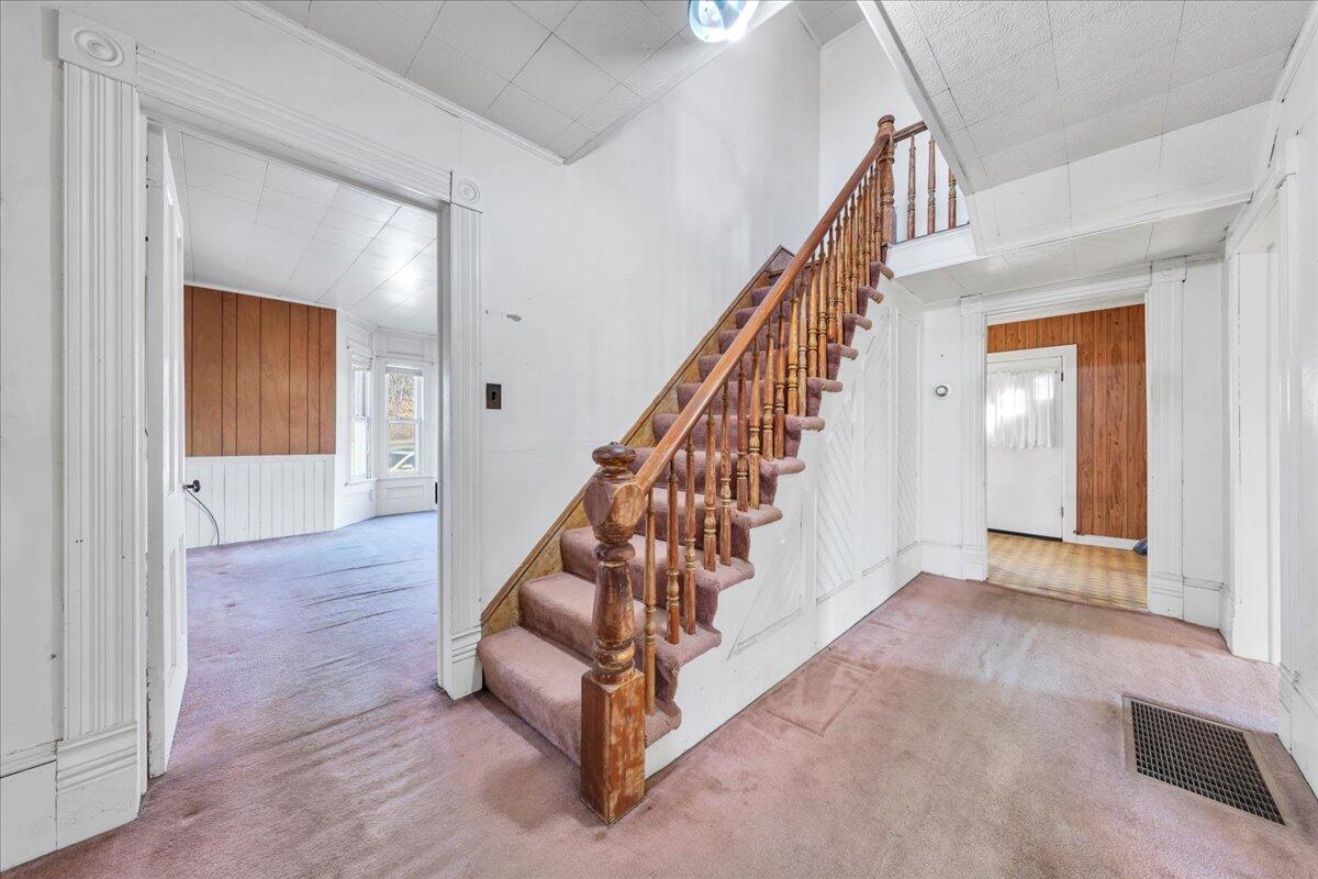 5402 Roanoke RD