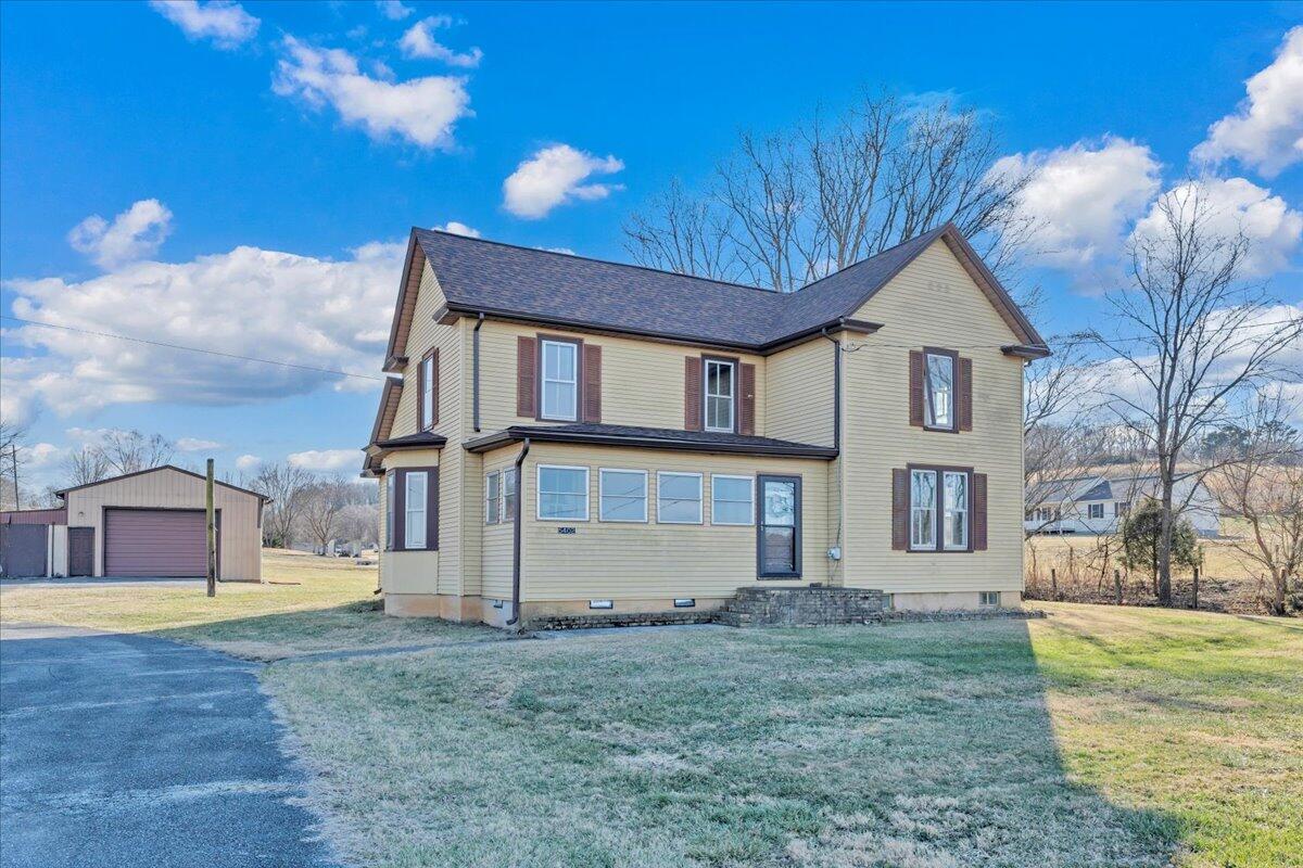 5402 Roanoke RD
