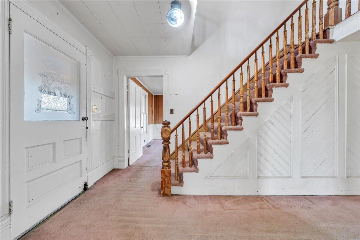 5402 Roanoke RD