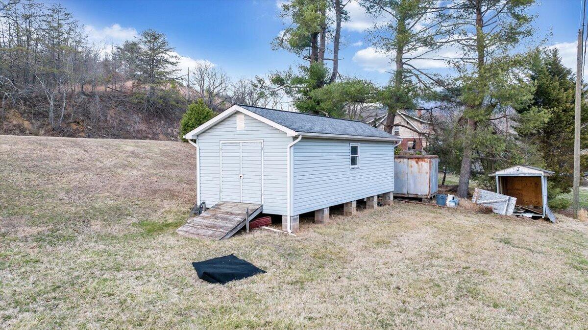 378 Archway RD
