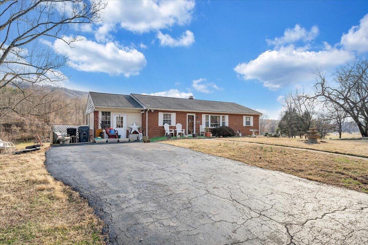 378 Archway RD