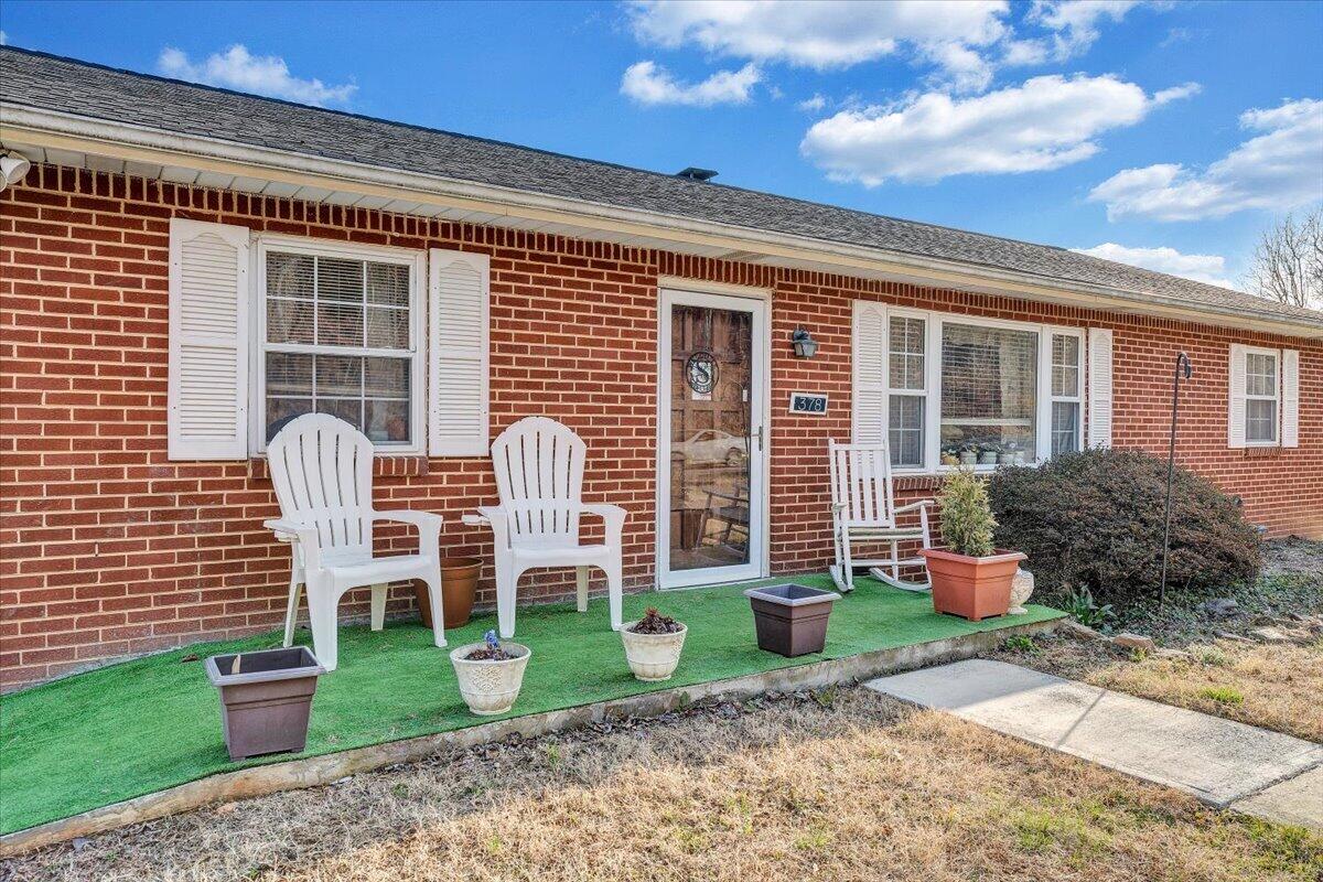 378 Archway RD