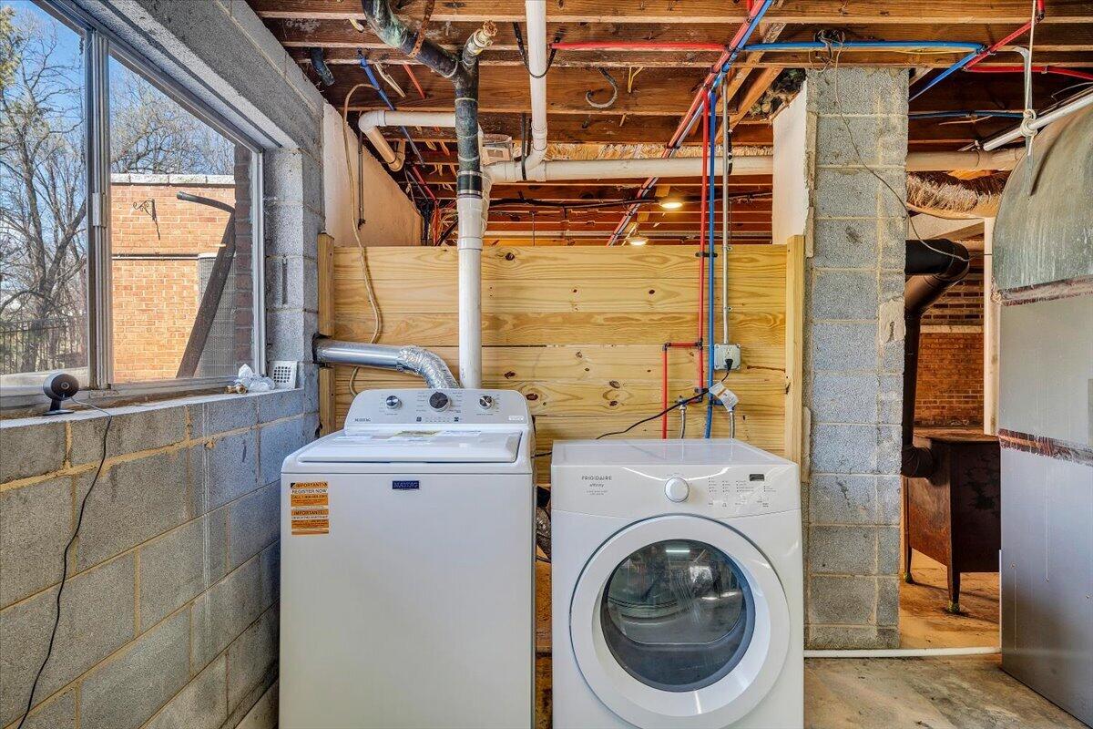 2129 Twelve Oclock Knob RD