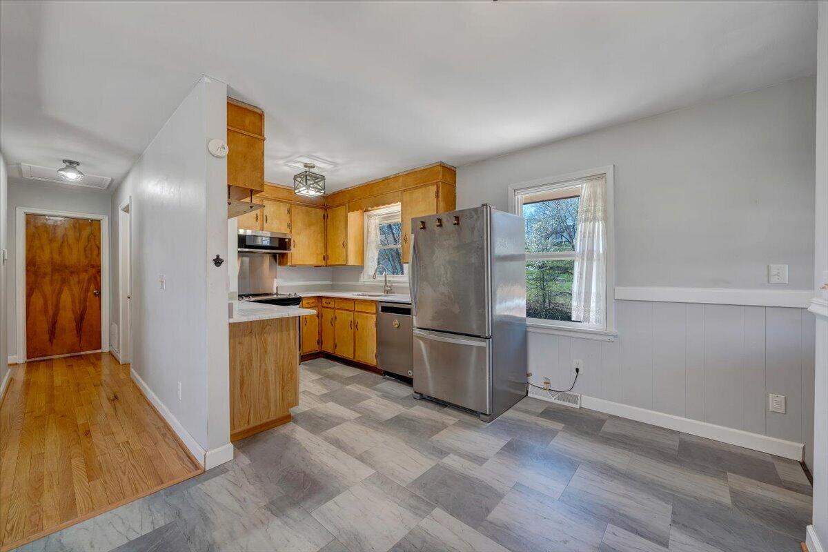 2129 Twelve Oclock Knob RD