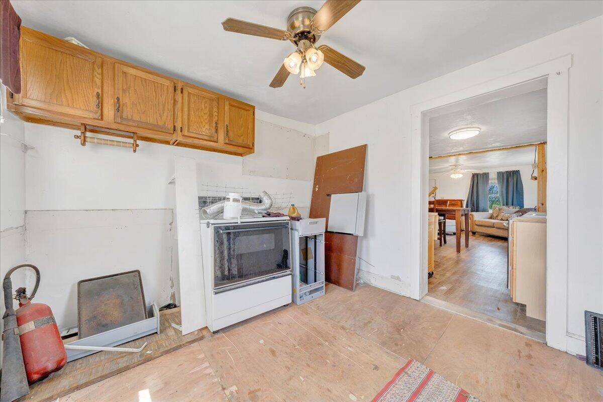 1433 Gladstone AVE SE