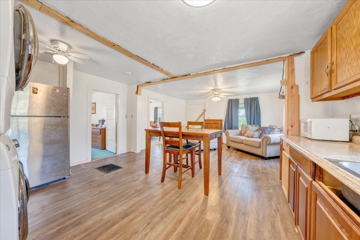 1433 Gladstone AVE SE