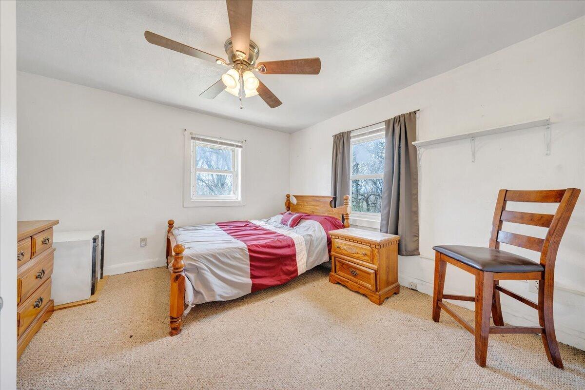 1433 Gladstone AVE SE