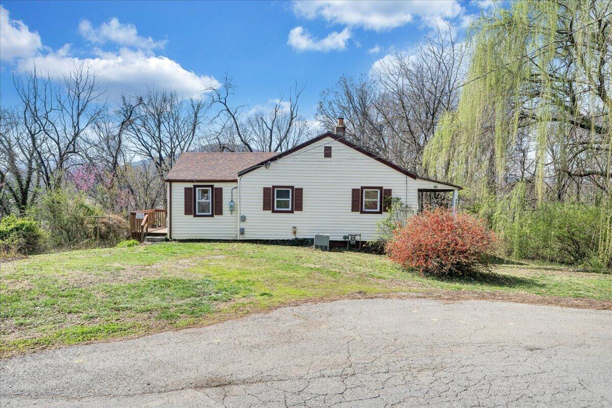 1433 Gladstone AVE SE