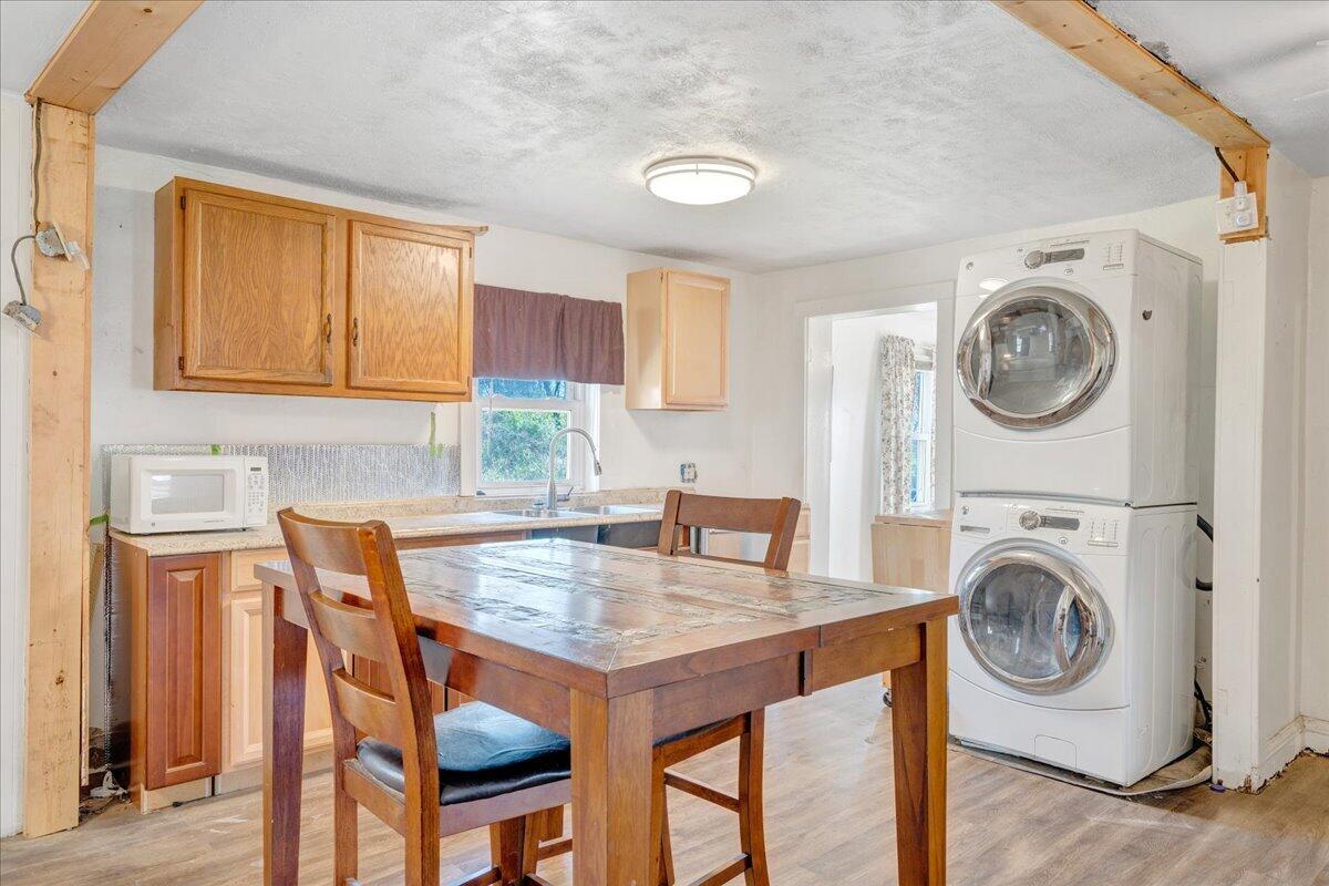 1433 Gladstone AVE SE