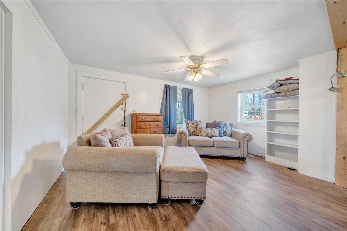 1433 Gladstone AVE SE