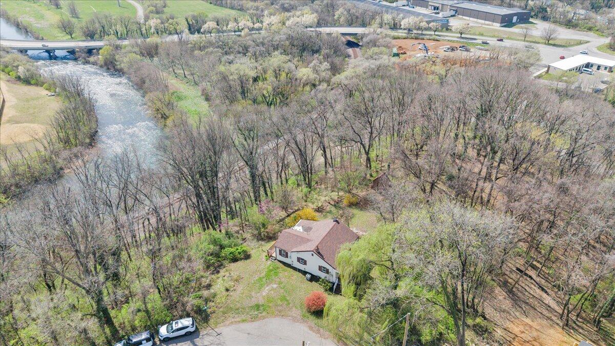 1433 Gladstone AVE SE