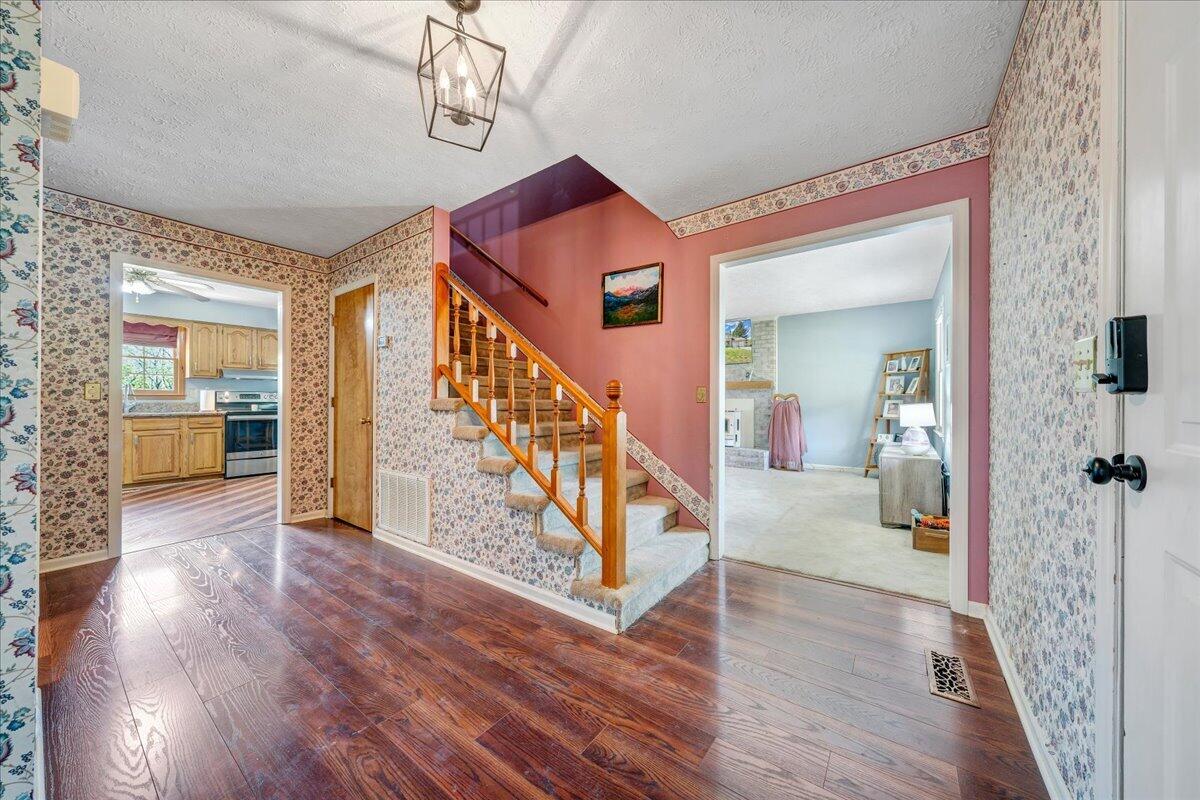 310 Sammys RD