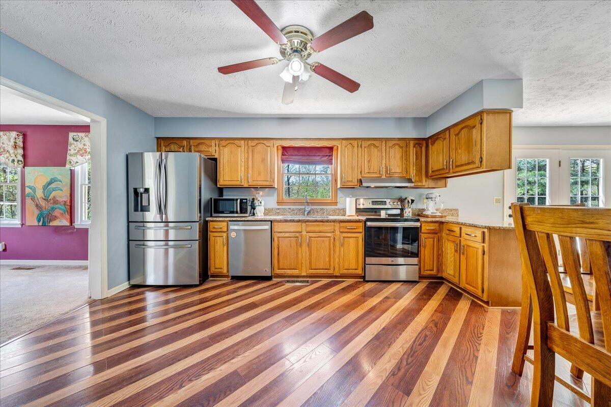 310 Sammys RD