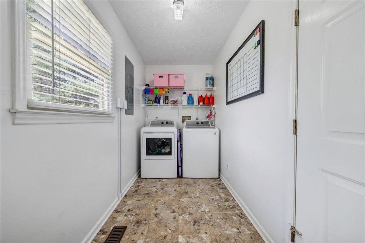 310 Sammys RD