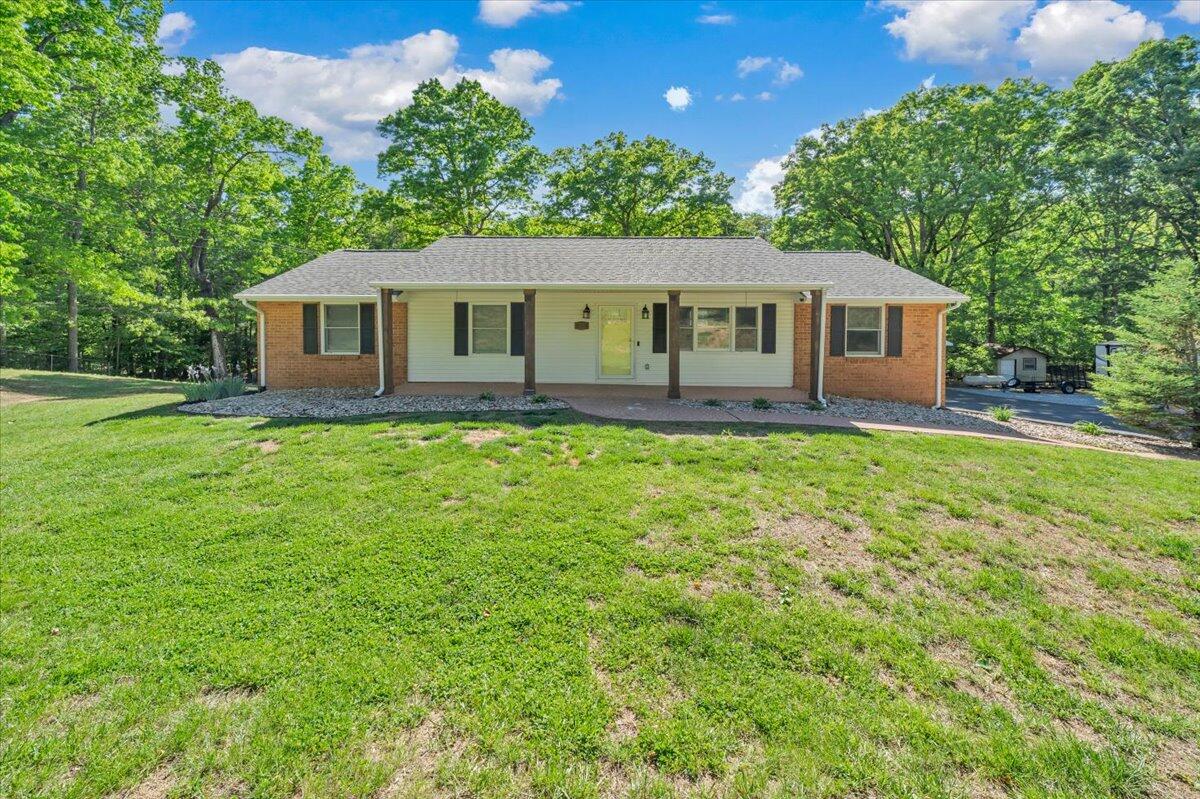 771 Oak DR