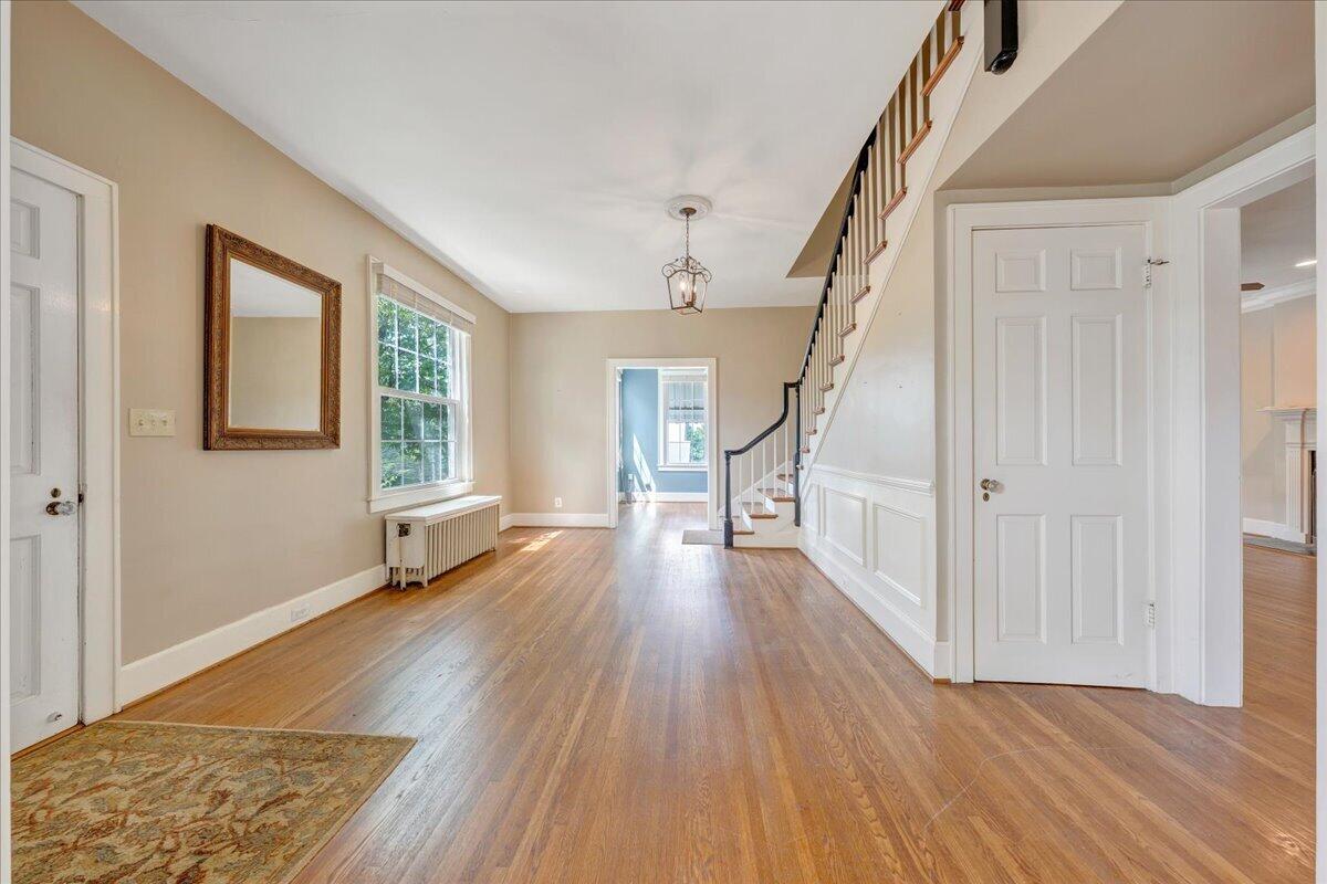 72 Bath ST