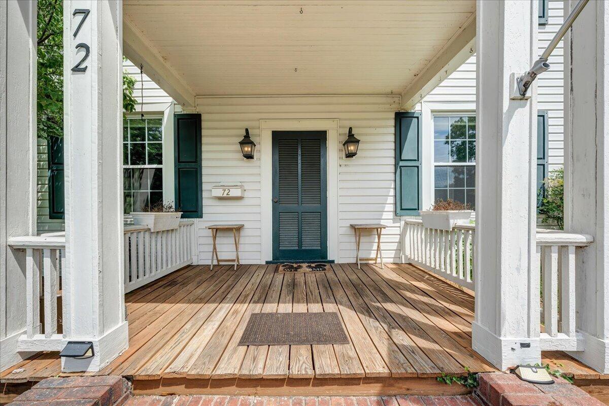 72 Bath ST
