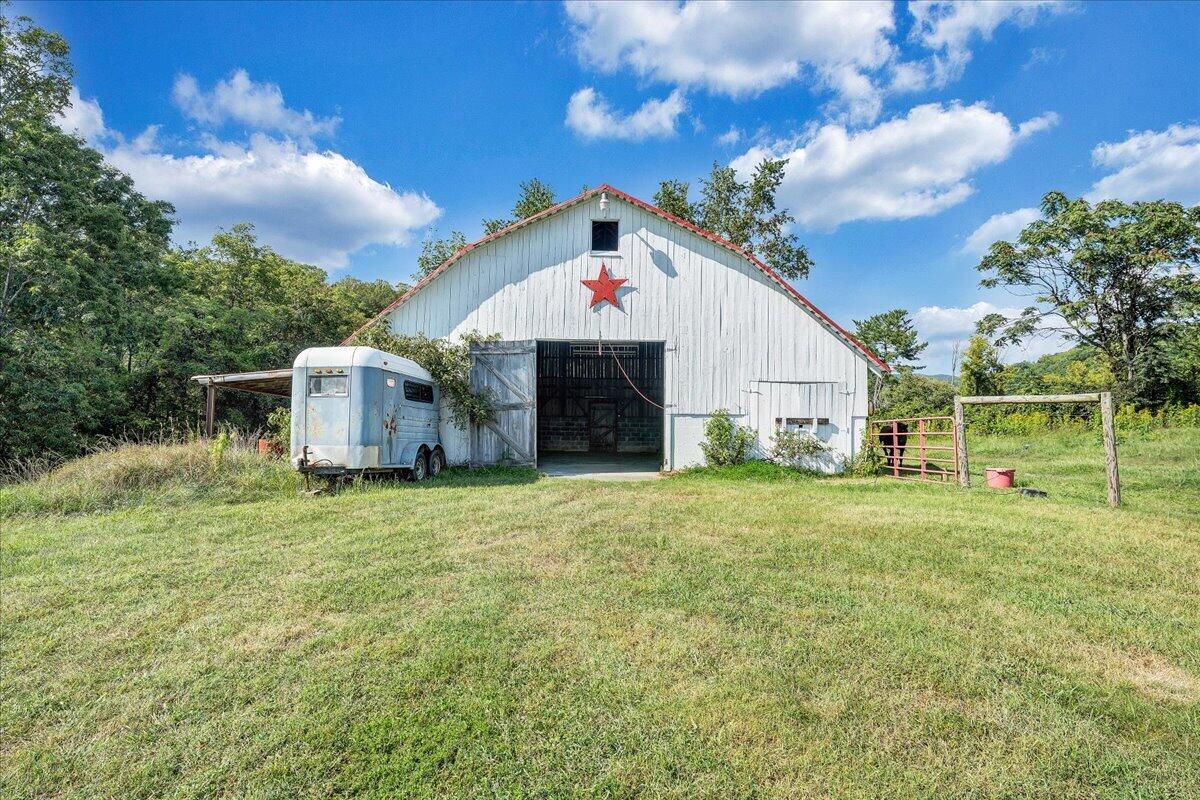 1503 Laymantown RD