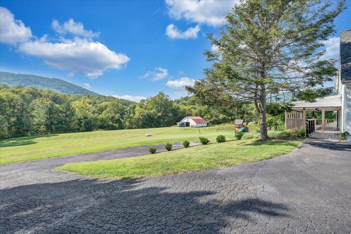 1503 Laymantown RD