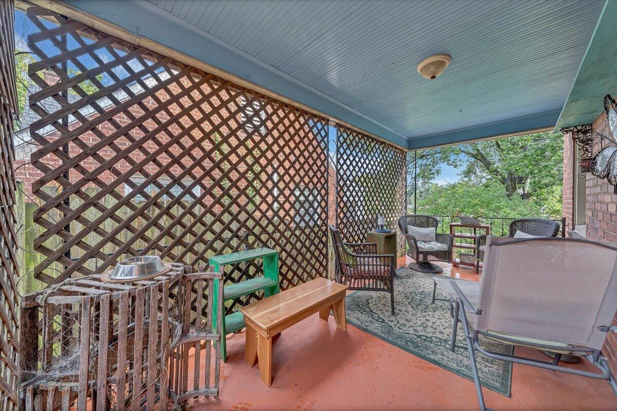 2306 Berkley AVE SW