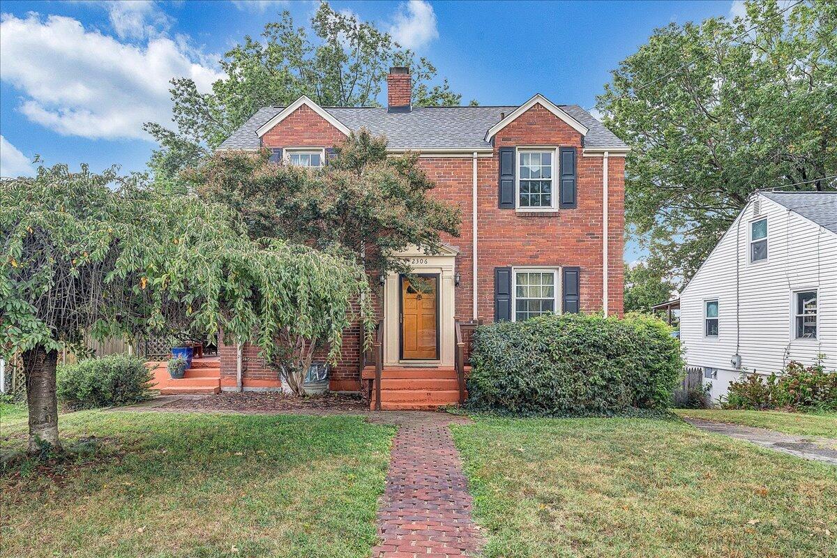 2306 Berkley AVE SW