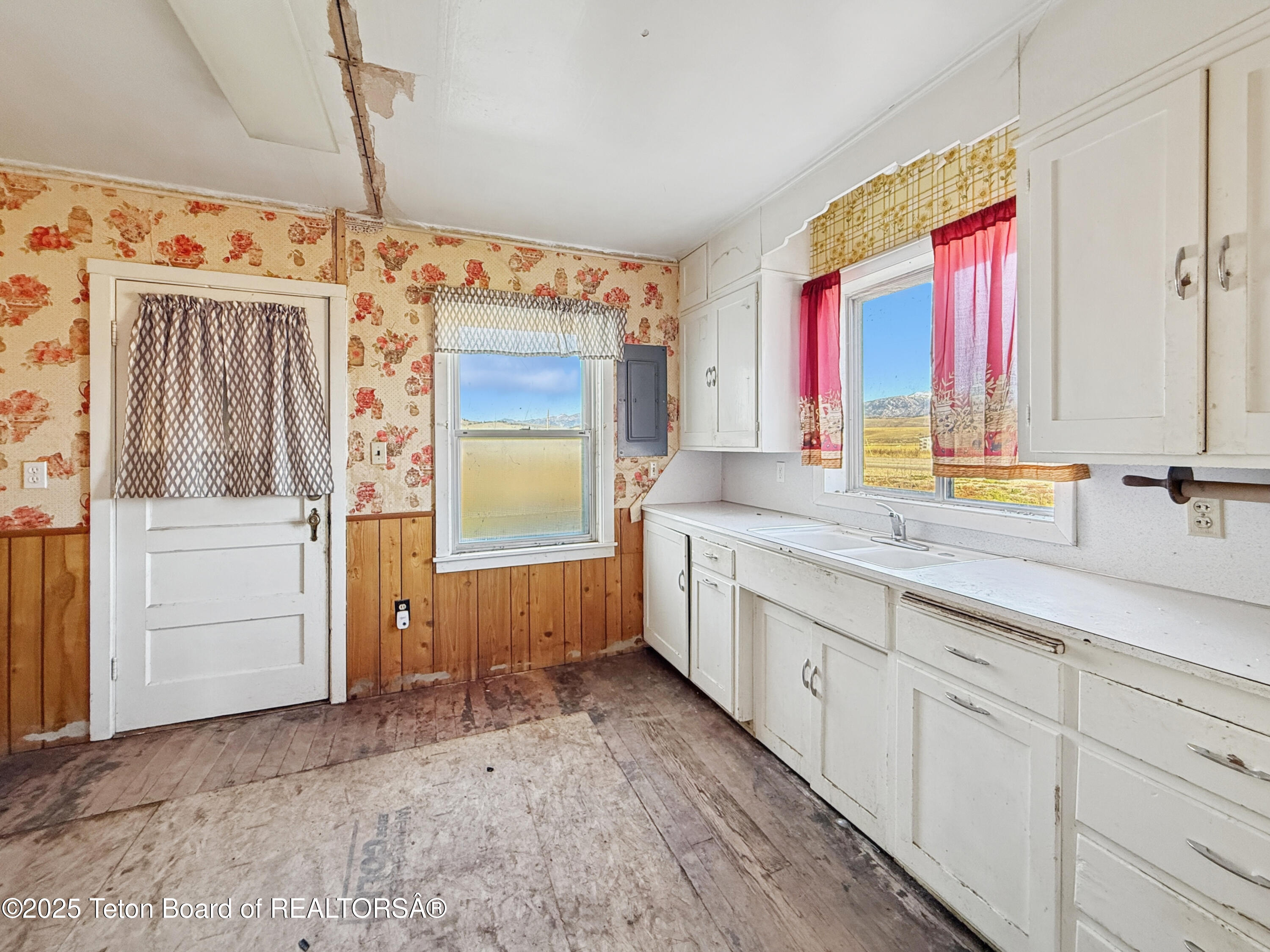 2360 HWY 238, Auburn