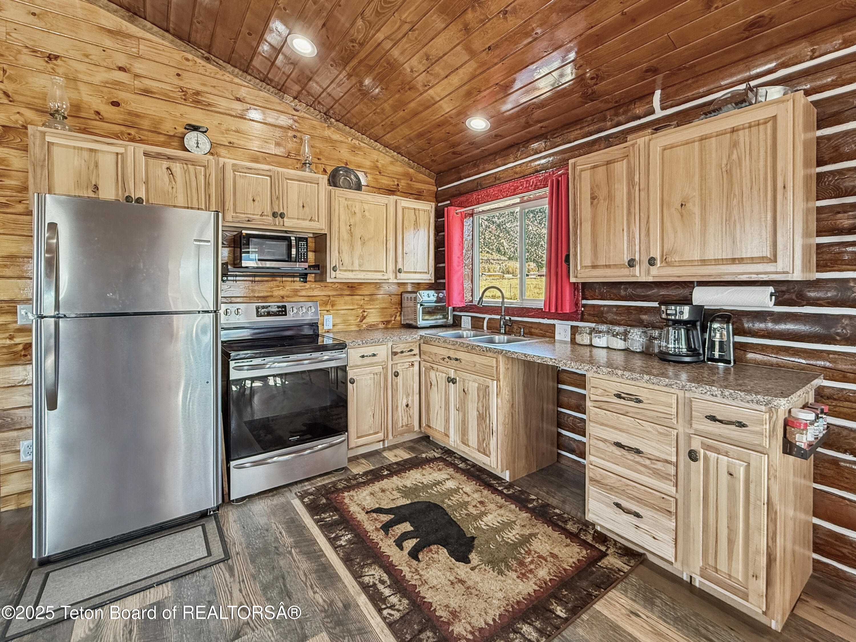 19 BRIDGER Road, Bedford