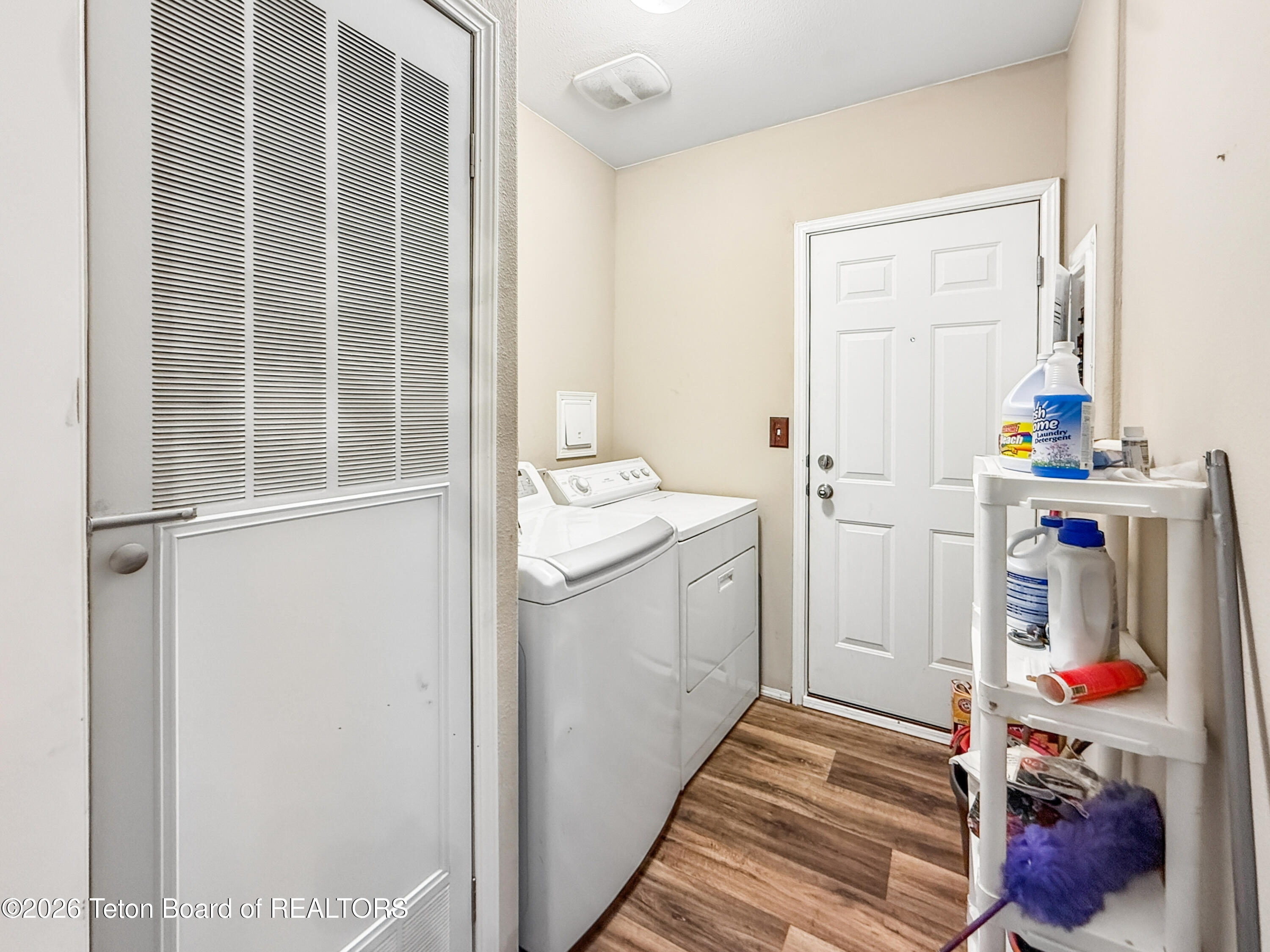 211 PONDEROSA Drive