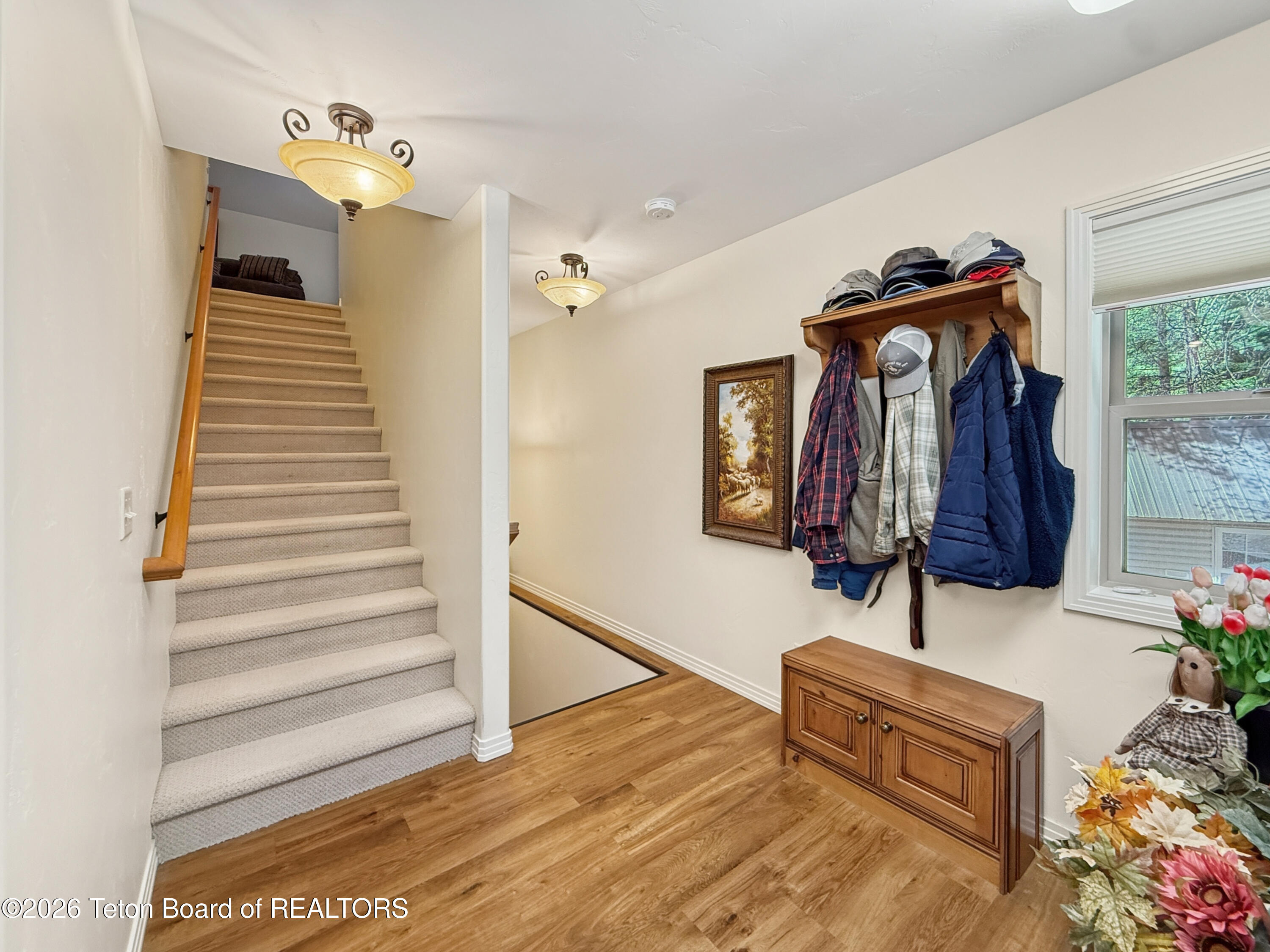 275 WOODLAND Drive