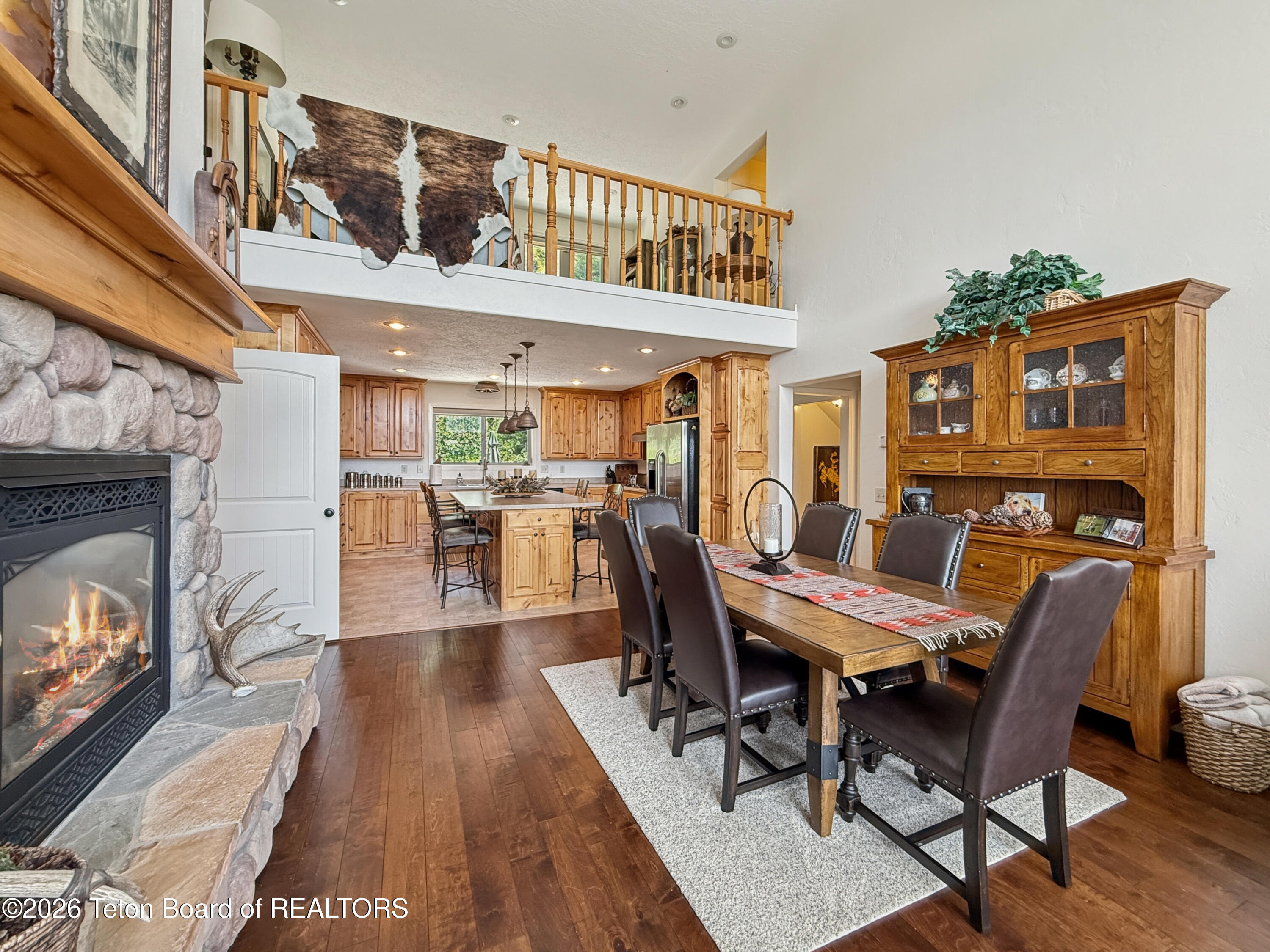 275 WOODLAND Drive