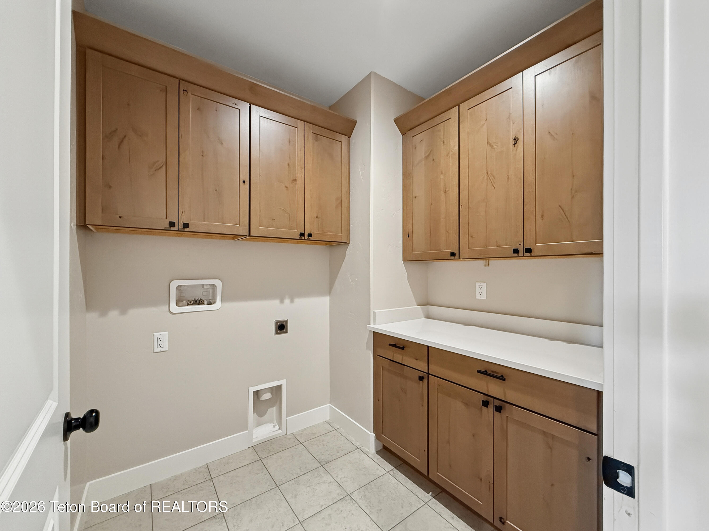 127 E PAPWORTH Lane
