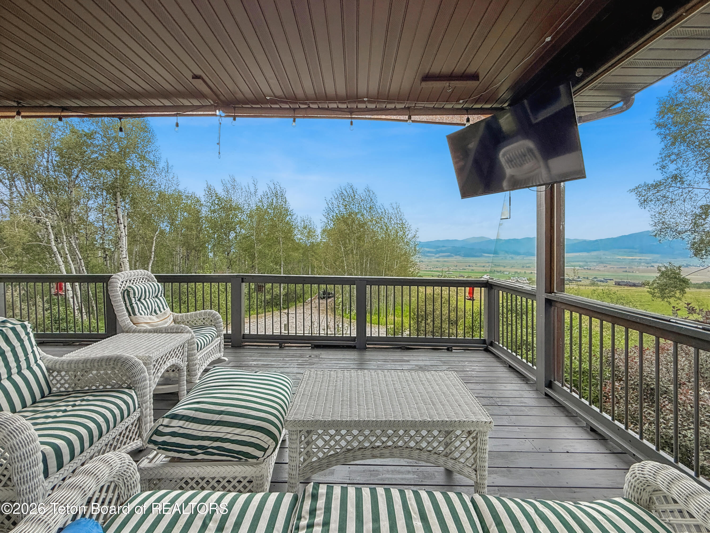 397 DOGWOOD Drive