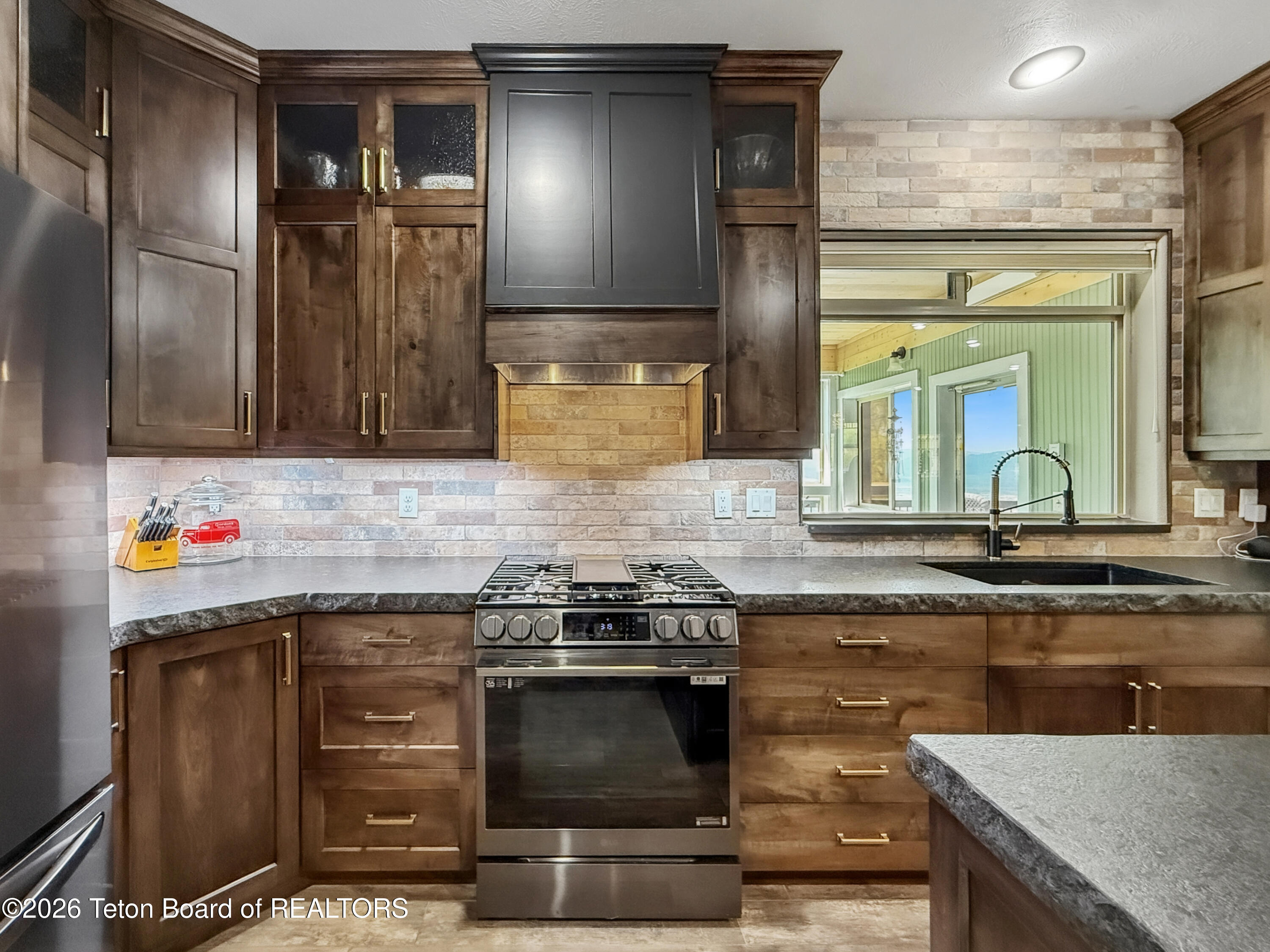 397 DOGWOOD Drive