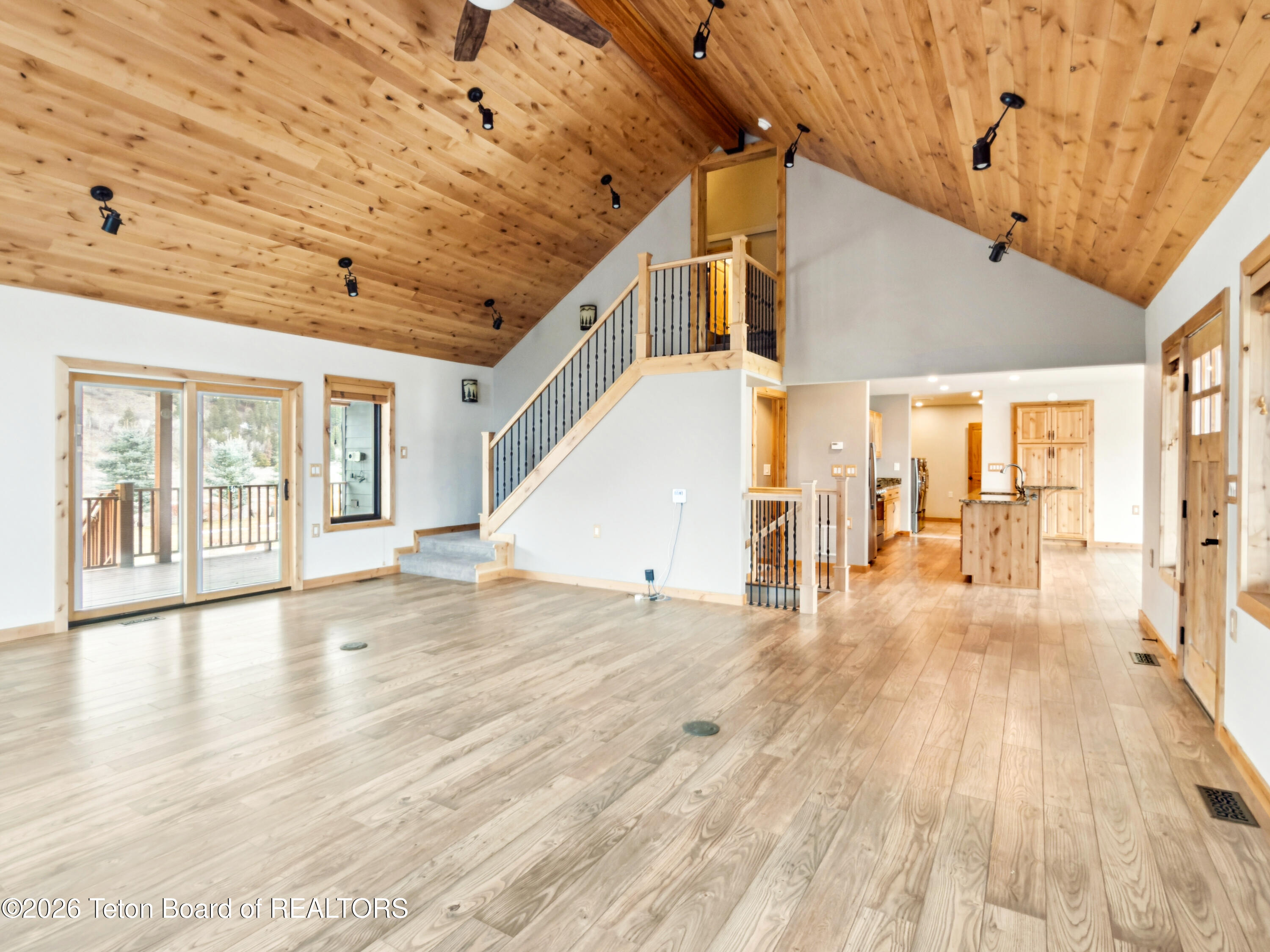 513 THREE RIVERS Drive