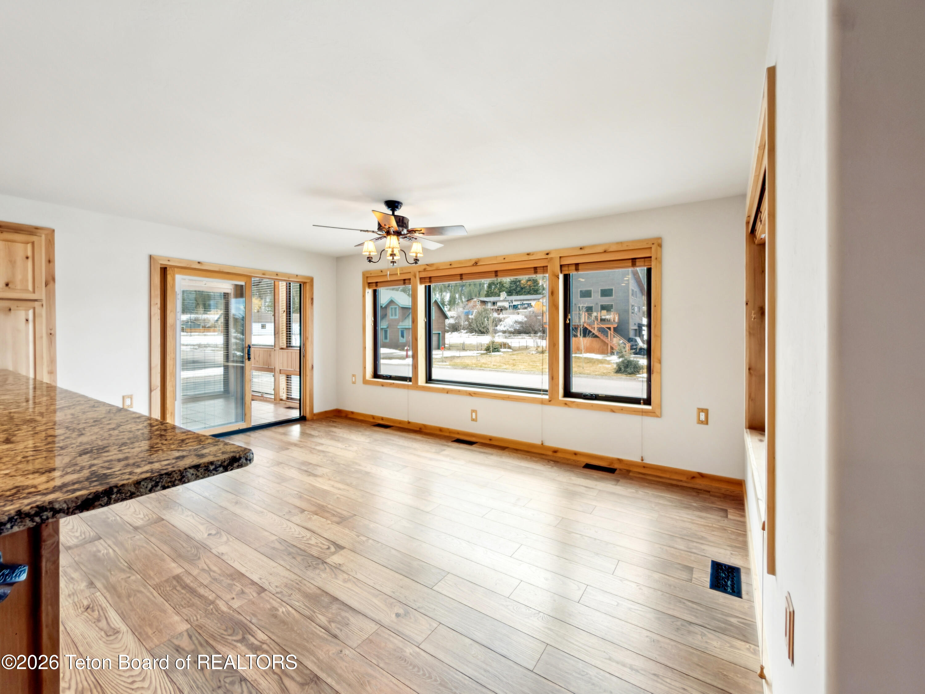 513 THREE RIVERS Drive