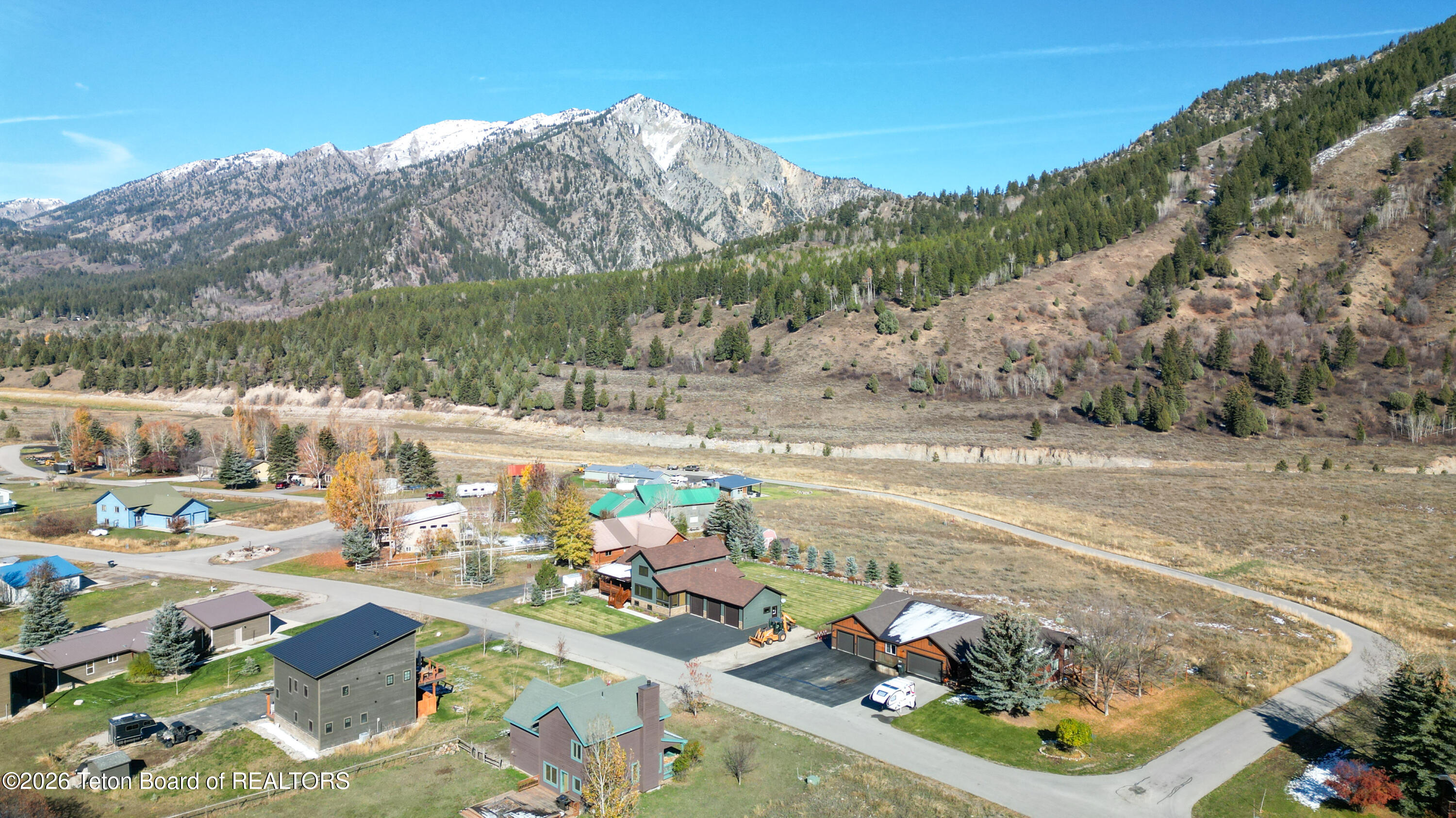 513 THREE RIVERS Drive