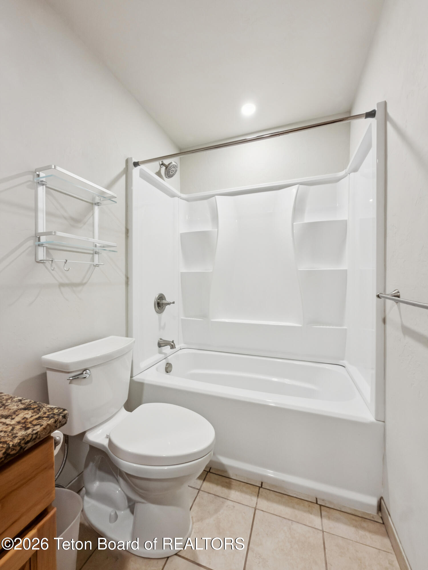 513 THREE RIVERS Drive