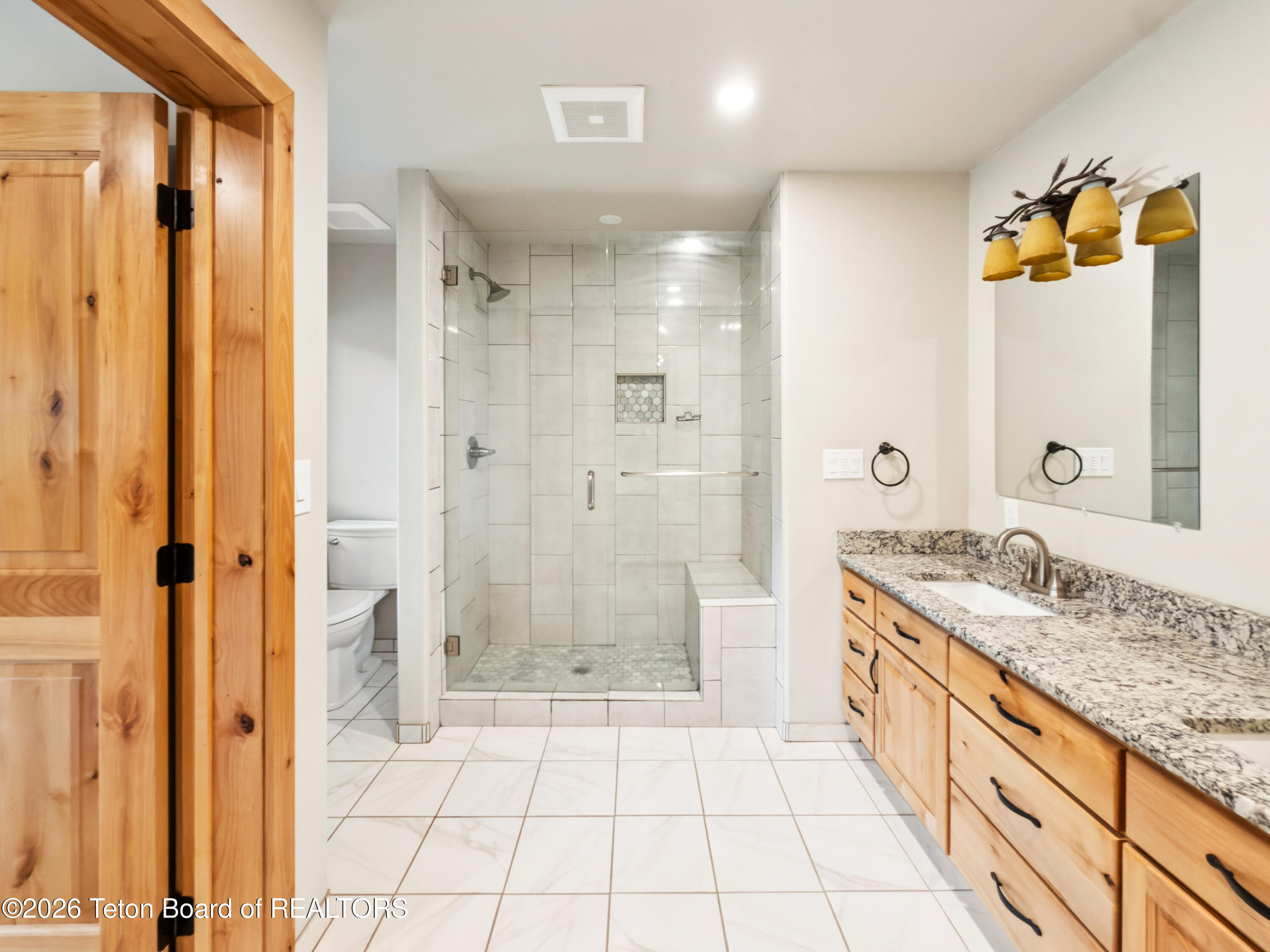 513 THREE RIVERS Drive