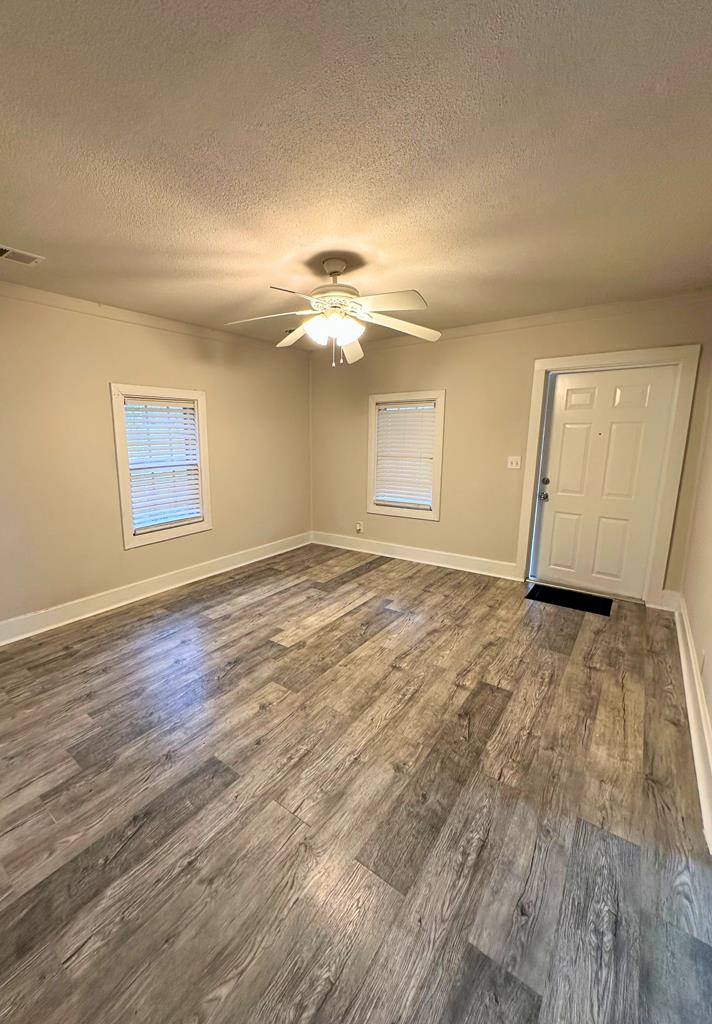 504 Railroad Ave., McCormick