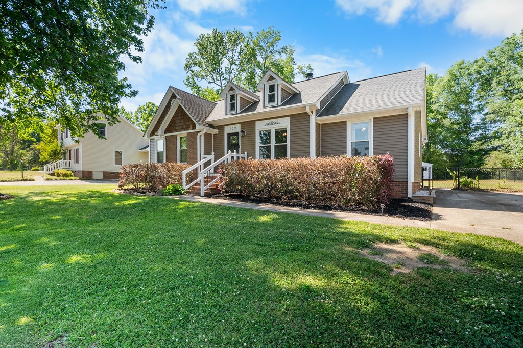 109 Shortleaf Ct