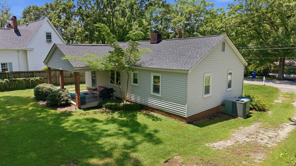 406 N Church St