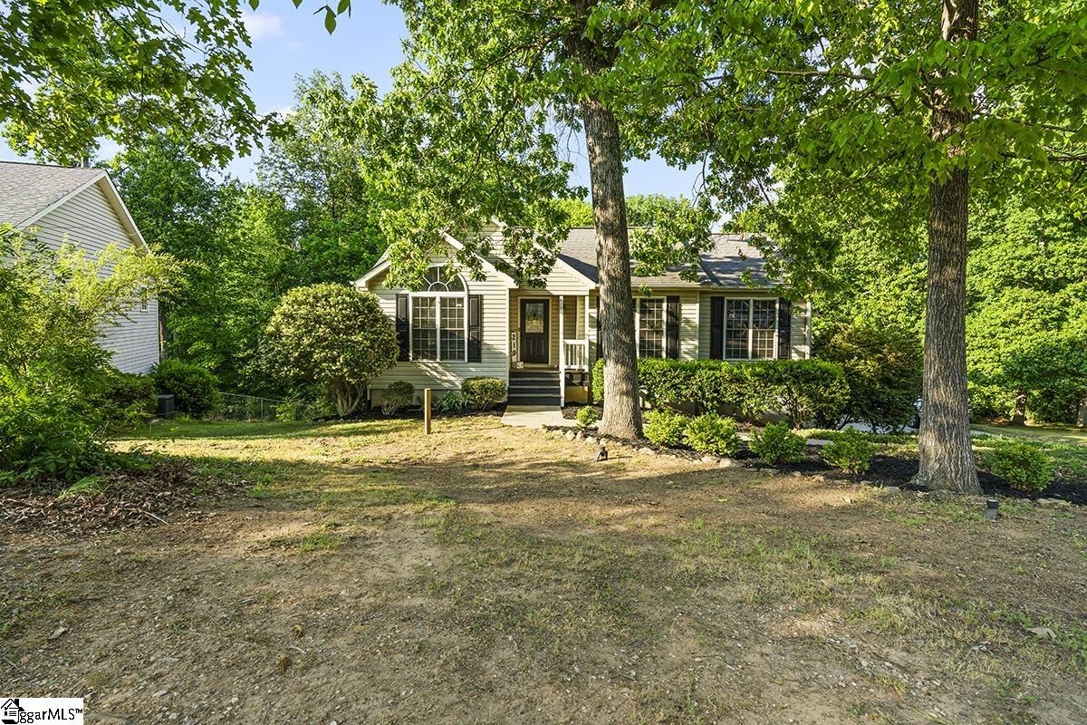 219 N Oak Ridge Drive