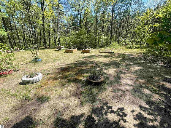 766 E County Rd 612