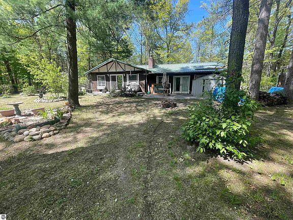 766 E County Rd 612
